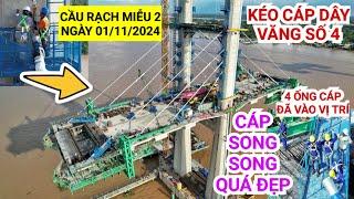 Hoàn thành đưa các ống cáp số 4 vào vị trí trụ tháp P19 Cầu Rạch Miễu 2, cáp dạng song song quá đẹp