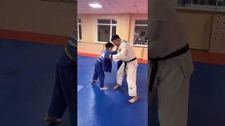 Judo Tai-Otoshi - передняя подножка. Дзюдо в Астане, тренер Пак Сергей Александрович.