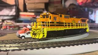 HO scale: Pan am and PW trains on the layout