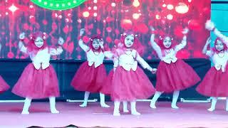 Welcome dance | Zee Que Students