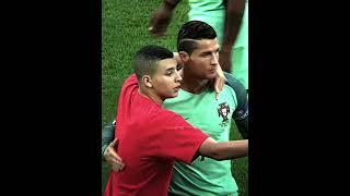 When Ronaldo Meet The Funniest Fan..