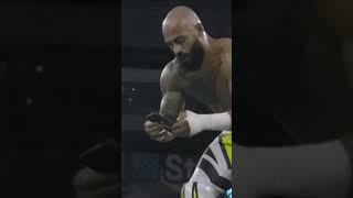 Ricochet be livin life.. Taking a selfie