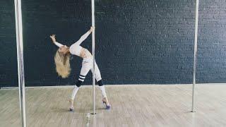 Exotic pole dance / Julia Morozova