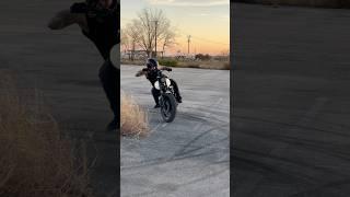 Figure 8 Harley PRECISION DRIFTING  #motorcycle #dyna #harley #harleydavidson #drift #stunt