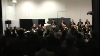 Sing sing sing, Bob Airzee on drums