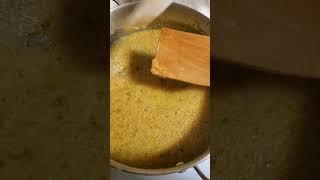 Melting Process Beeswax mix food grade contains bee pollen and propolis