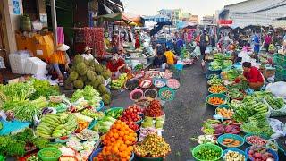 Vibrant Cambodian Market Scenes That Will Blow Your Mind!