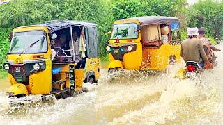 Autorickshaw 3 Wheeler on Rain water Roads | Tuk Tuk Rickshaw Videos | Auto rickshaw | Auto videos