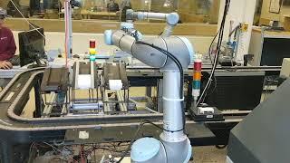 Automated Assembly Line using Universal Robots and Conveyor system