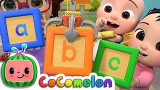 ABC Song & @CoComelon | Kids Cartoons & Nursery Rhymes | Moonbug Kids