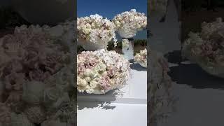 FLORALS IN PARADISE FOR CAITLYN + BRENDAN’S WEDDING CEREMONY | John Emmanuel Floral Events