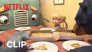 Hank’s First Slumber Party… with Pizza!  Trash Truck | Netflix Jr