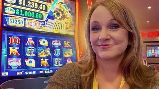 Banned Slot Machine Pays Big Win at the Casino! First Spin Bonus & Major!