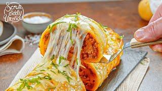 Crispy Potatoes, Ground Beef & Lots Of Cheese – You Have To Try This Delicious Potato Roll!