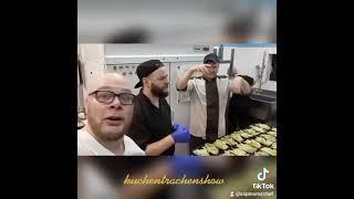 #нетуинтереса#большойчлен##кухентрахеншоу#freakchefs#kitchenstaff#crazyshit