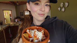 Our Family Life in Mexico  Making school lunch in Mexico ( Chilaquiles )