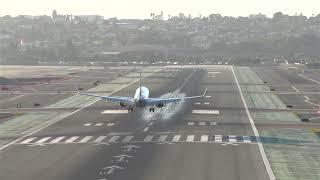 WATCH:Alaska 737 Creates BEAUTIFUL Wing Vortices  in Waves While Landing@San Diego Airport SAN