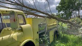 Trying To Start A 1973 Ford Fire Truck Part 1