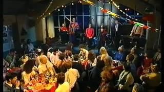 THE RANKIN FAMILY Belle Of Belfast City ~ Mo Rùn Gheal Dìleas ~ Hogmanay 1992