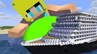 Giant Girl Vore Luxury Yatch at Beach - Minecraft Animation