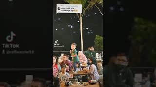 razriel heboh goyang d angkringan teh ita punclut