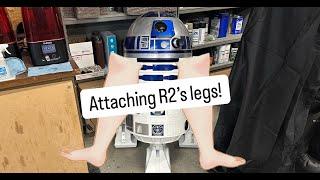 R2 D2 Legs to body attachment (part 10)