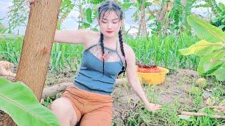 Lội sông lớn bắt con cá khủng cầm không giáp tay | TNTP T253 - Country girl catches big fish