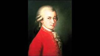 Daniel Lindholm - Mozart Minuet in F Major KV 2