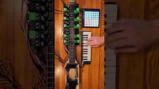 Robo Bass plays #michaeljackson #bass #engineering #onemanband