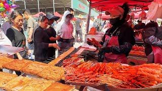 China’s Grand Market with Street Food in Lanzhou, Gansu province
