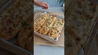 Super Quick Easy and delicious Chicken stuffed garlic baquettes#shorts