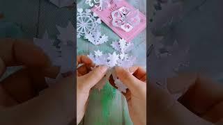 Snow flakes #snowflakes #papersnowflakes #snow #artstart #art #artstudio #christmas #presents