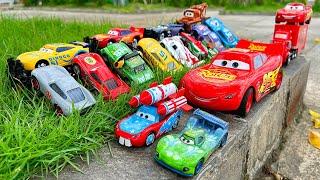 Looking for Disney Pixar Cars On the Rocky Road: Lightning Mcqueen,Cruz,Francesco,Storm,Sheriff,King