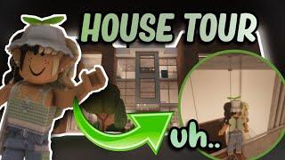 SUMMER BLOXBURG HOUSE TOUR! *self built... yikes* | GamingwithGracie