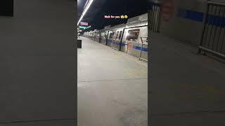 Delhi #metro #train #viralshorts #masoomsharma #masoom dada ️‍#fullsaport #pelese #subscribe 