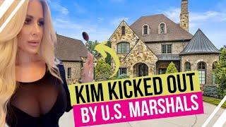 BROKE Atlanta Housewife KICKED OUT of Mansion by U.S. Marshals | A Kim Zolciak Case Study