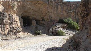 Туркменистан.Turkmenistan. Небит-Даг.Инжировое ущелье, родник Трубка.