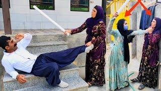 Fatemeh's fight with Akbar's second wife for her wages