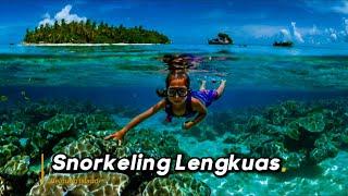 Snorkeling at Lengkuas Island