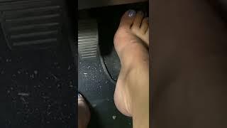 PEDAL PUMPING FEET