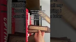 Bookshelf decor you NEED for your reading corner!  #booktube