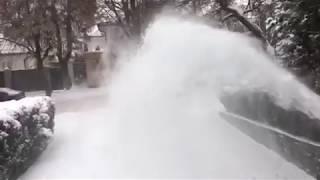 How to use a snow blower. ALKO SnowLine 560 II snow blower.