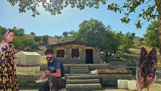 The story of Vali and Ruqayh: Love, culture, and building a home in the heart of the nomadic life.