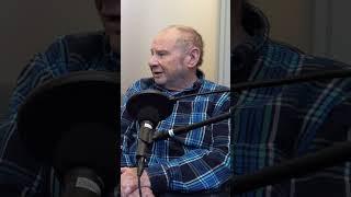 How Experts and the General Public View AI