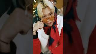 Feliz Navidad, Felix Never Bad  | Stray Kids 'Christmas EveL' MV