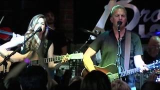 Kevin Costner, Lily Costner & Modern West -  " Let Me Be The One "