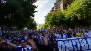 Corteo del Frente Onuba hacia el Benito Villamarín (Betis-RECRE , 2ª División 14/15)