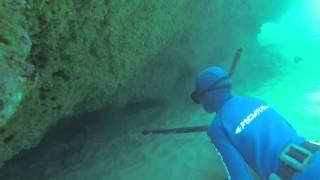 Zephyr Rubidge spearfishing - cave hunting in PE nationals last day 2014