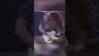 10 of Joe Walsh’s BEST Quotes (From His Time With The Eagles & Beyond)