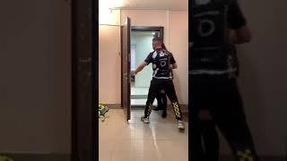 Когда хотела потусить с подругами - #Shorts от Корявый VLOG - Денис Бубнов